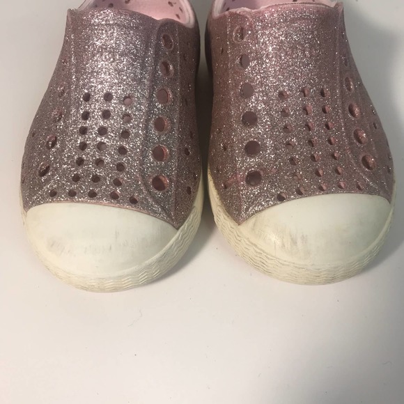 Native Shoes Native Light Pink Glitter Slip On Water Shoe Sz 5